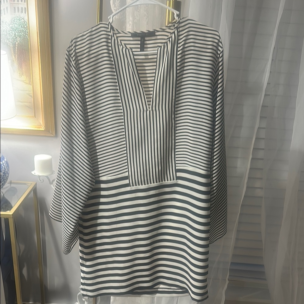 BCBGMaxAzria Black & White Striped Long Sleeve Tunic Dress